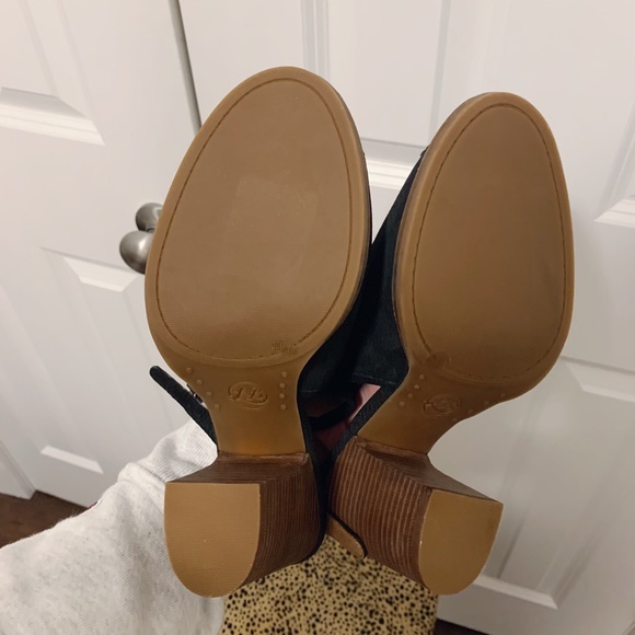 LUCKY BRAND PEEP TOE BOOTIES - Picture 4 of 4